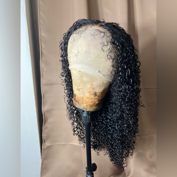 HD lace curly wig - Picture 3 of 7